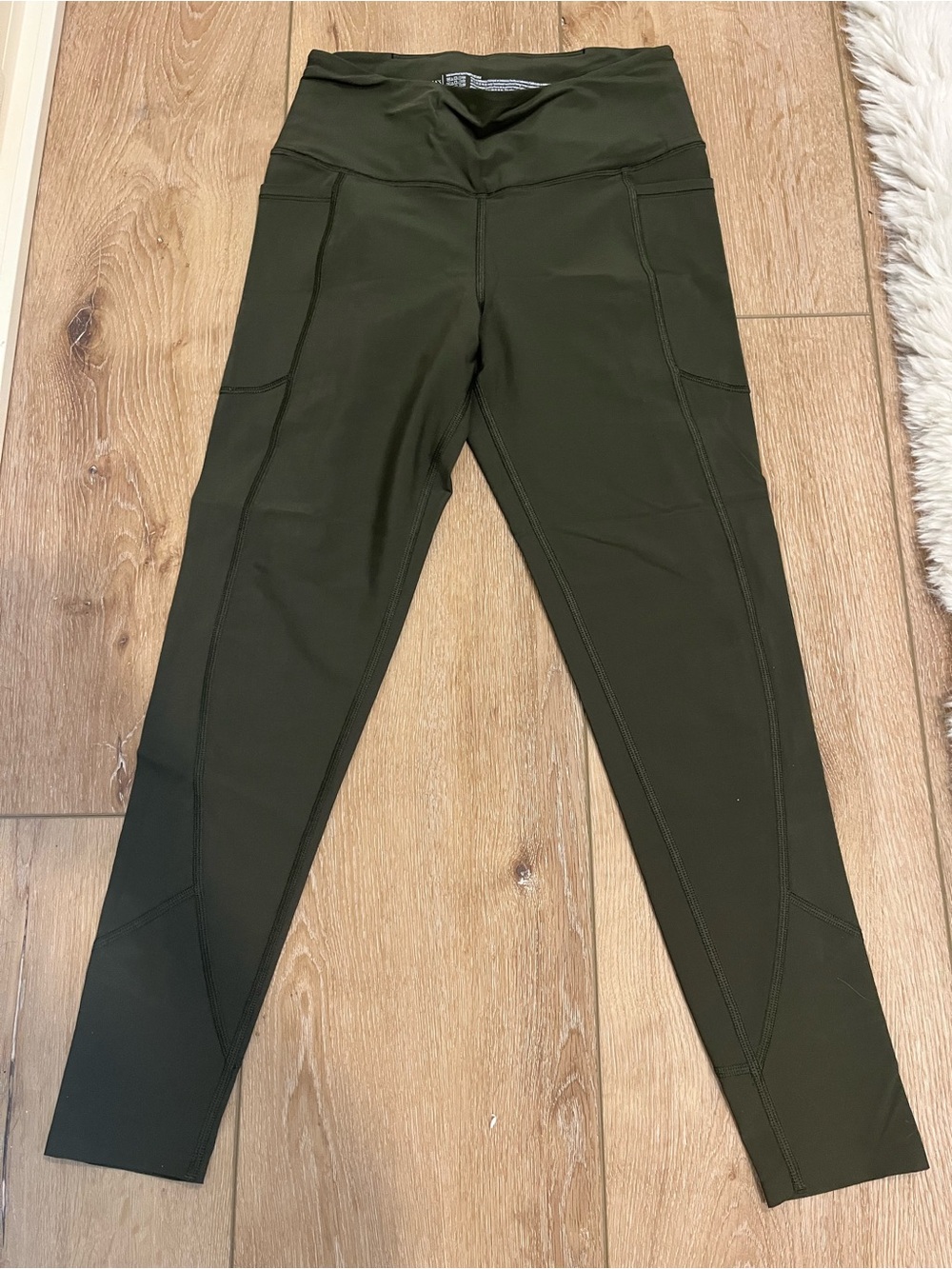 Victoria's Secret Knockout Olive Green High-Waist Leggings with Pockets